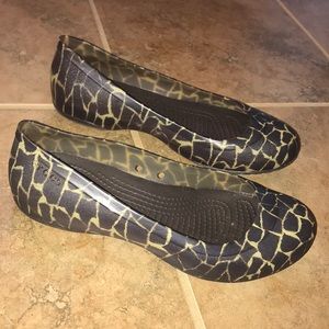 Giraffe print Flats